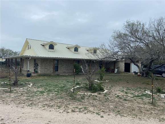 5 Acres of Residential Land with Home for Sale in Freer, Texas