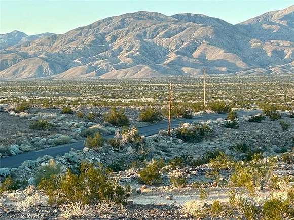 4.8 Acres of Land for Sale in Indio Hills, California