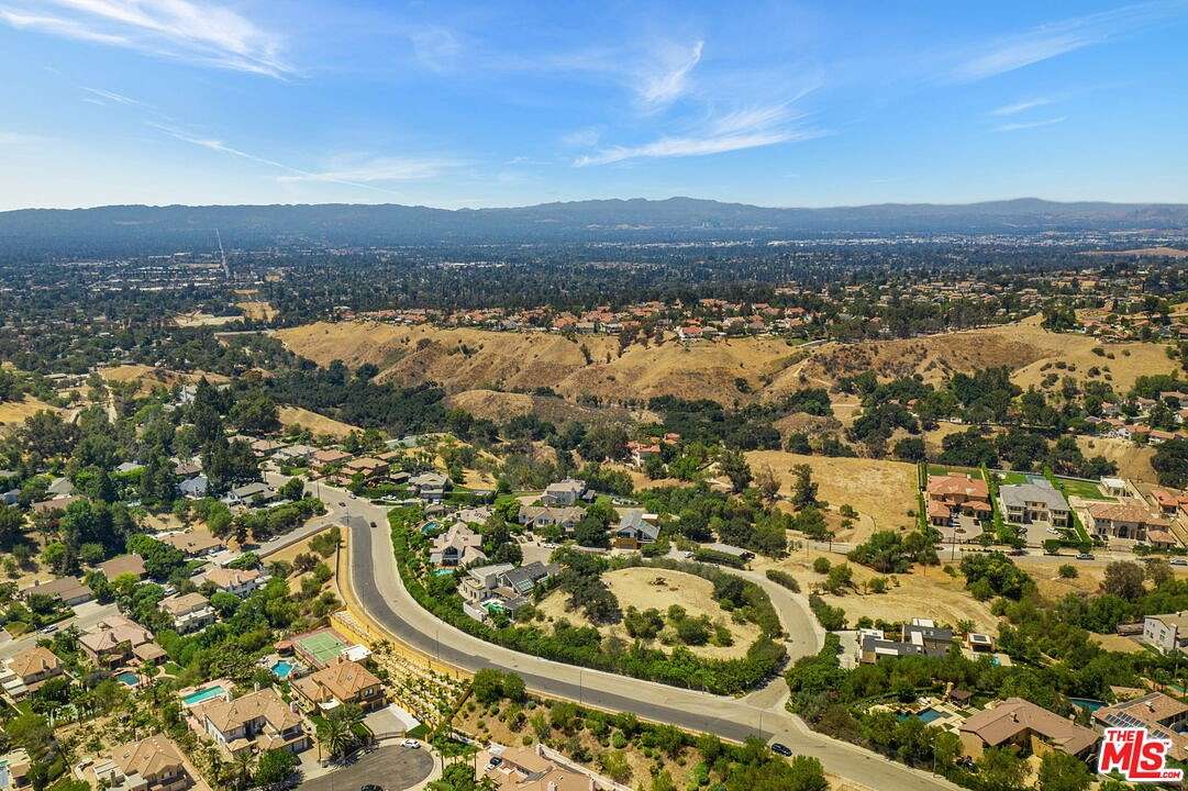 1.1 Acres of Residential Land for Sale in Granada Hills, California