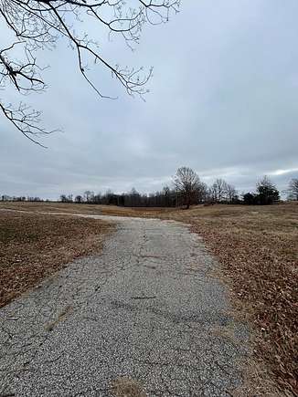 10 Acres of Recreational Land for Sale in Cottage Grove, Tennessee