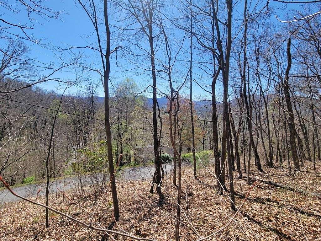 0.96 Acres of Residential Land for Sale in Waynesville, North Carolina