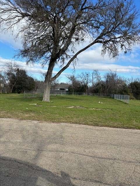 0.14 Acres of Residential Land for Sale in McGregor, Texas