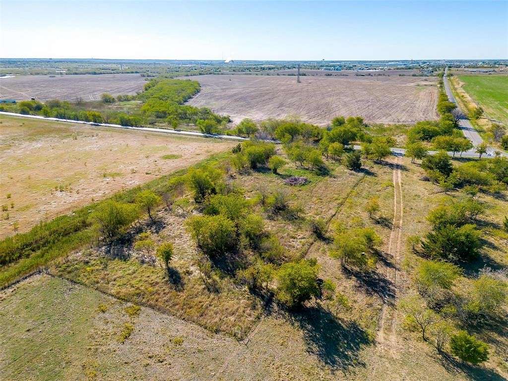 1.5 Acres of Residential Land for Sale in Joshua, Texas