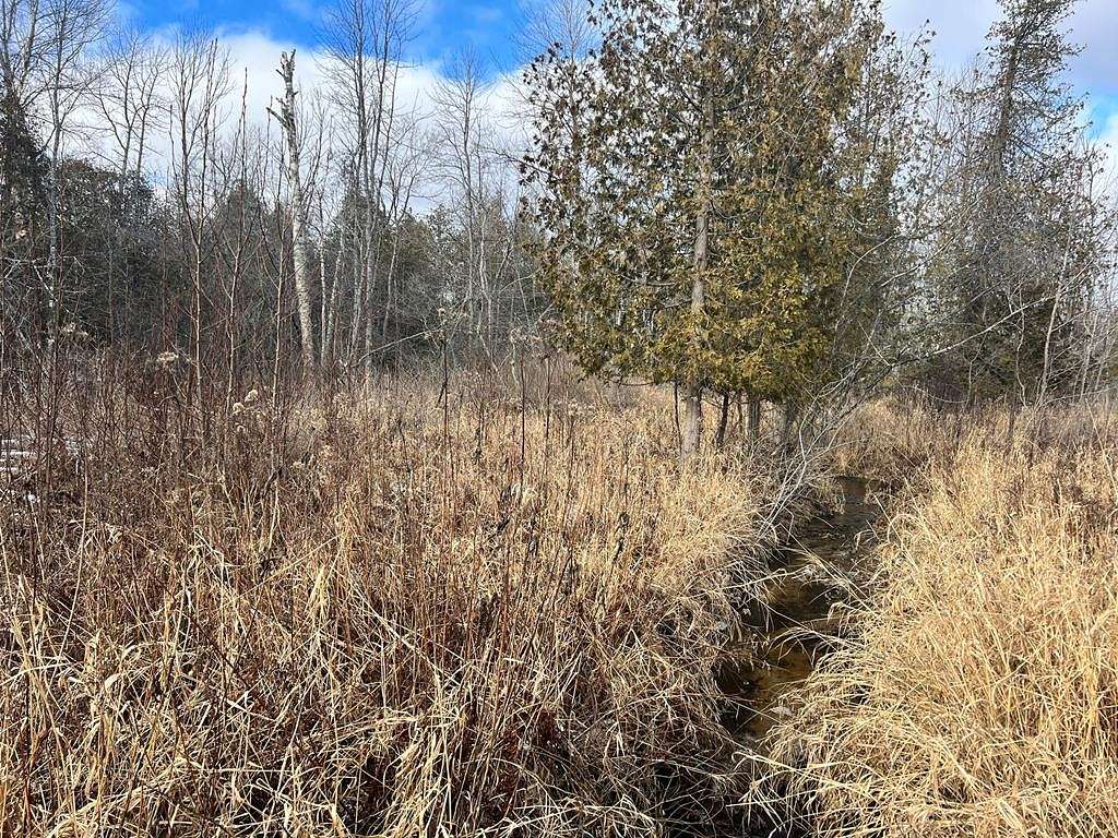 16 Acres of Land for Sale in Sturgeon Bay, Wisconsin