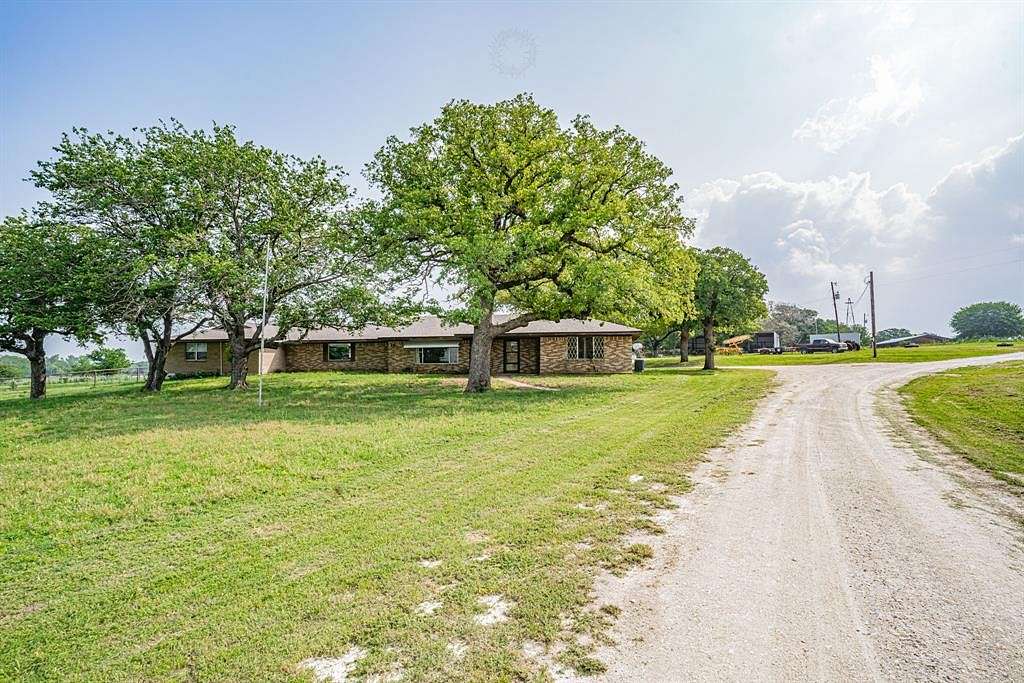 19.1 Acres of Land with Home for Sale in Tolar, Texas