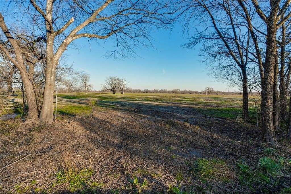 42.528 Acres of Land for Sale in Dike, Texas