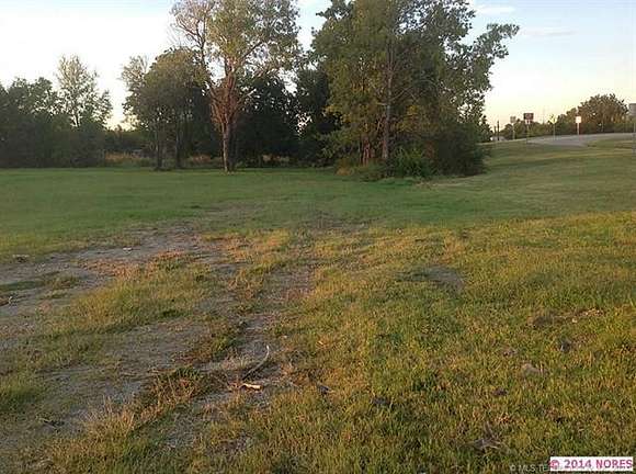 0.35 Acres of Commercial Land for Sale in Tulsa, Oklahoma