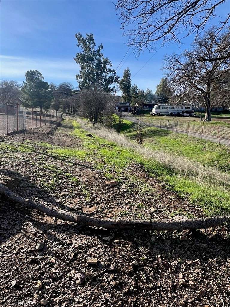 1.2 Acres of Land for Sale in Clearlake Oaks, California