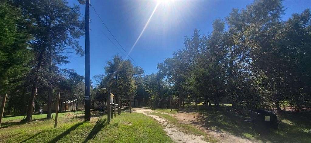 4.978 Acres of Residential Land with Home for Sale in Canton, Texas