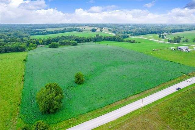 20 Acres of Agricultural Land for Sale in Cameron, Missouri