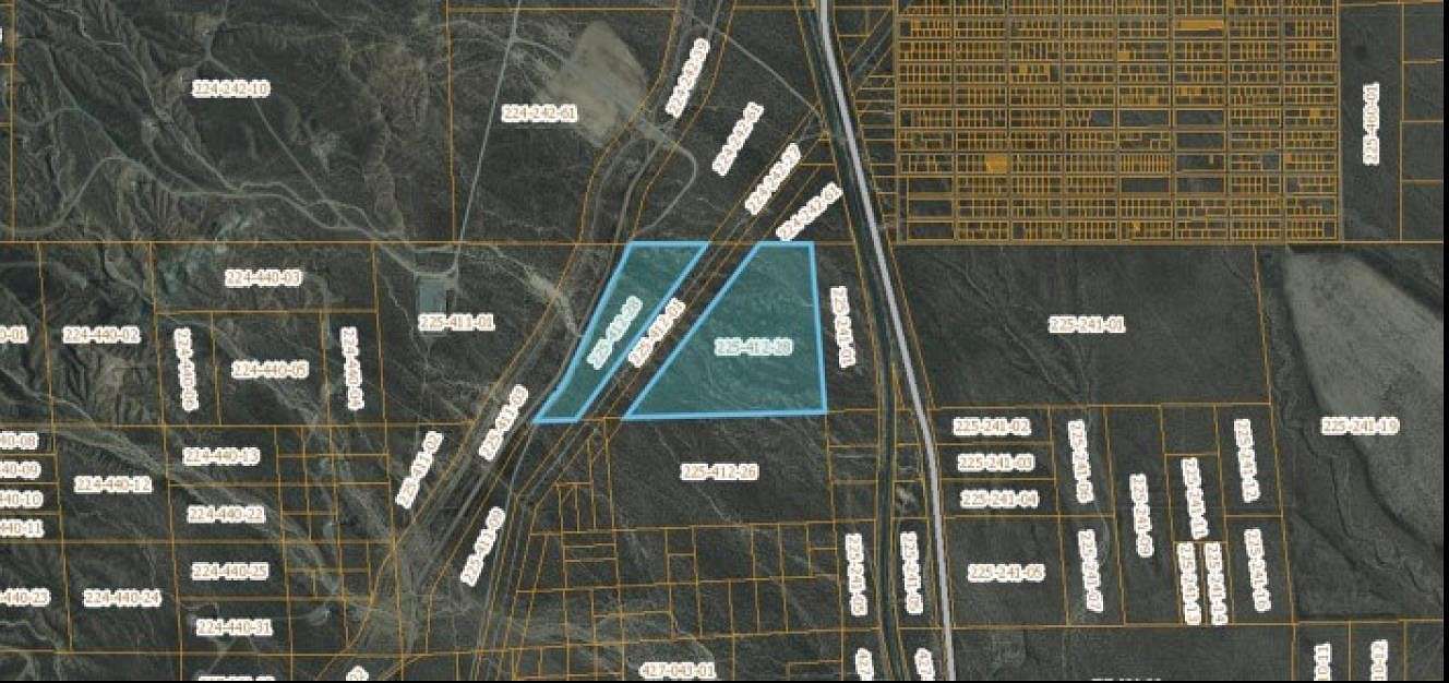 96.35 Acres of Land for Sale in Mojave, California