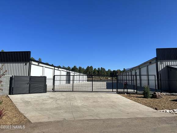 2 Acres of Improved Commercial Land for Sale in Flagstaff, Arizona