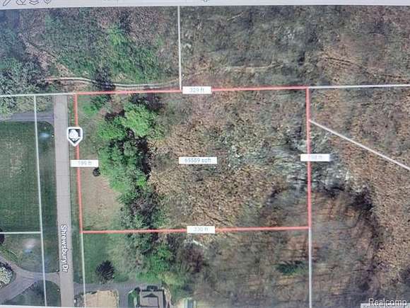 1.5 Acres of Residential Land for Sale in Clarkston, Michigan