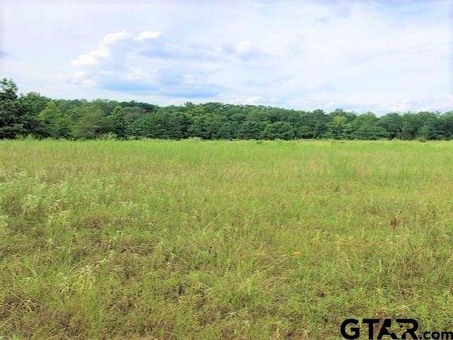 10.2 Acres of Land for Sale in Jacksonville, Texas