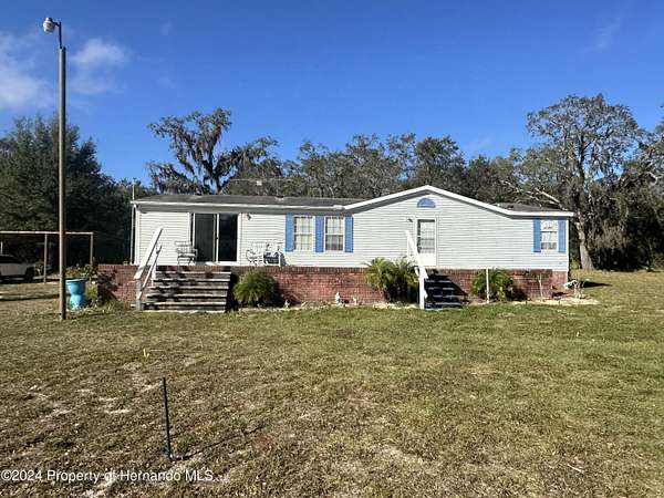 19.5 Acres of Commercial Land for Sale in Spring Hill, Florida