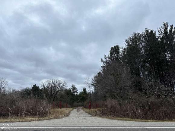 5.7 Acres of Residential Land for Sale in Columbus, Michigan