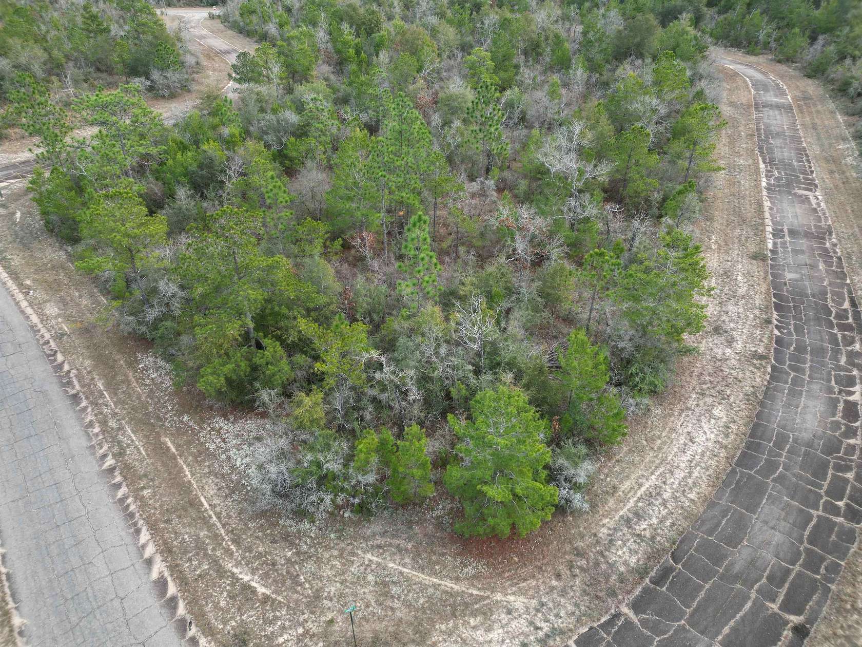 0.34 Acres of Residential Land for Sale in Chipley, Florida