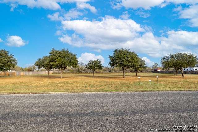 0.75 Acres of Residential Land for Sale in Lytle, Texas