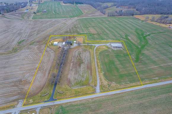 10 Acres of Residential Land with Home for Sale in Philpot, Kentucky