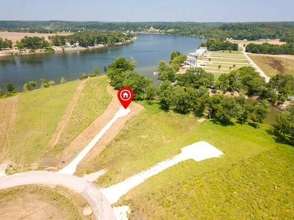 1.29 Acres of Residential Land for Sale in Savannah, Tennessee