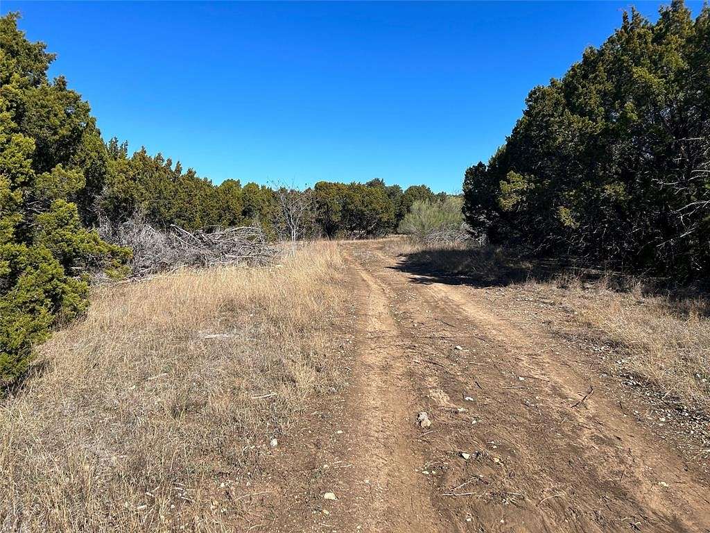 10 Acres of Improved Residential Land for Sale in Whitney, Texas