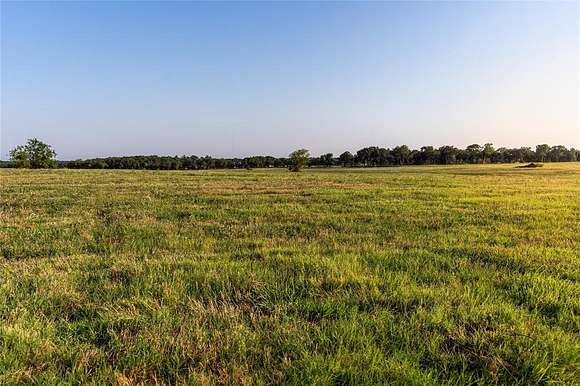 4.9 Acres of Land for Sale in Whitesboro, Texas