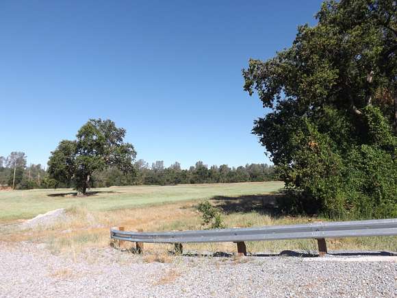 2.5 Acres of Residential Land for Sale in Redding, California