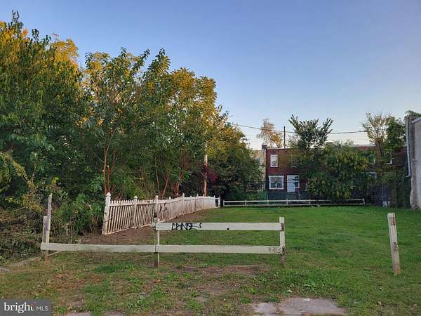0.04 Acres of Land for Sale in Philadelphia, Pennsylvania