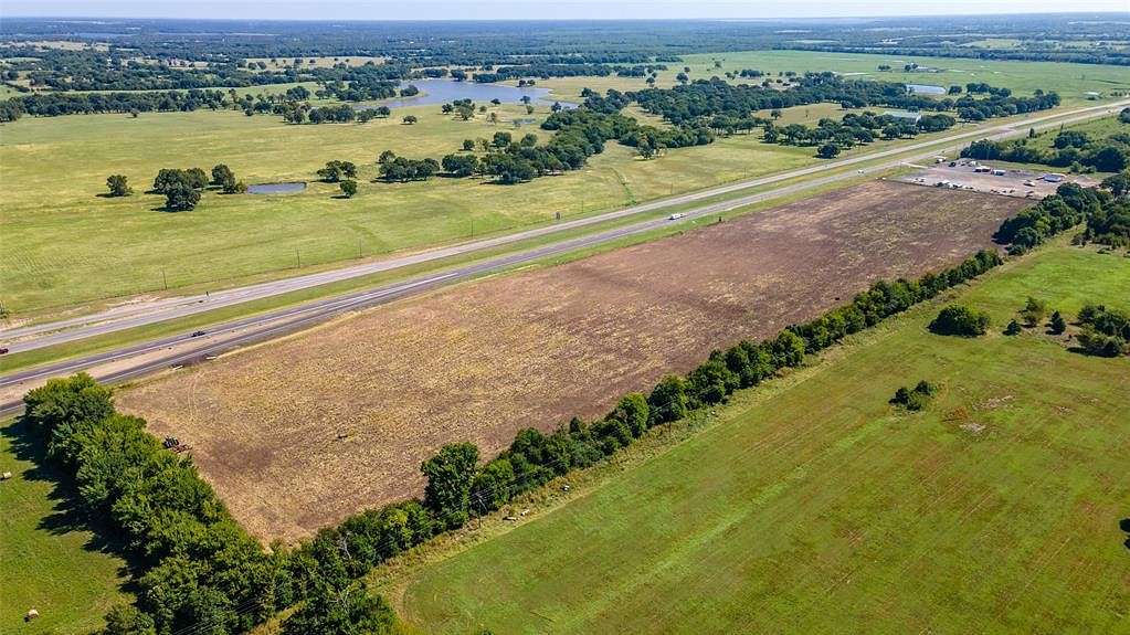23.7 Acres of Commercial Land for Sale in Bonham, Texas