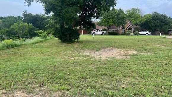 1.2 Acres of Residential Land for Sale in Grand Prairie, Texas