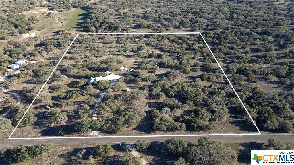 20.06 Acres of Recreational Land with Home for Sale in Mountain Home, Texas