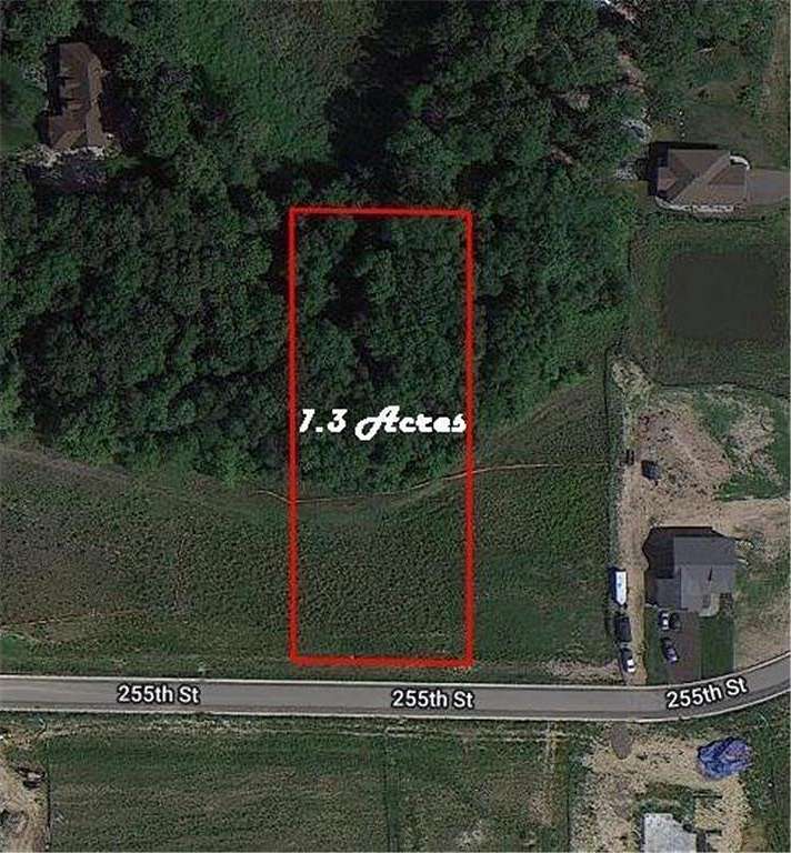 1.3 Acres of Residential Land for Sale in Wyoming, Minnesota