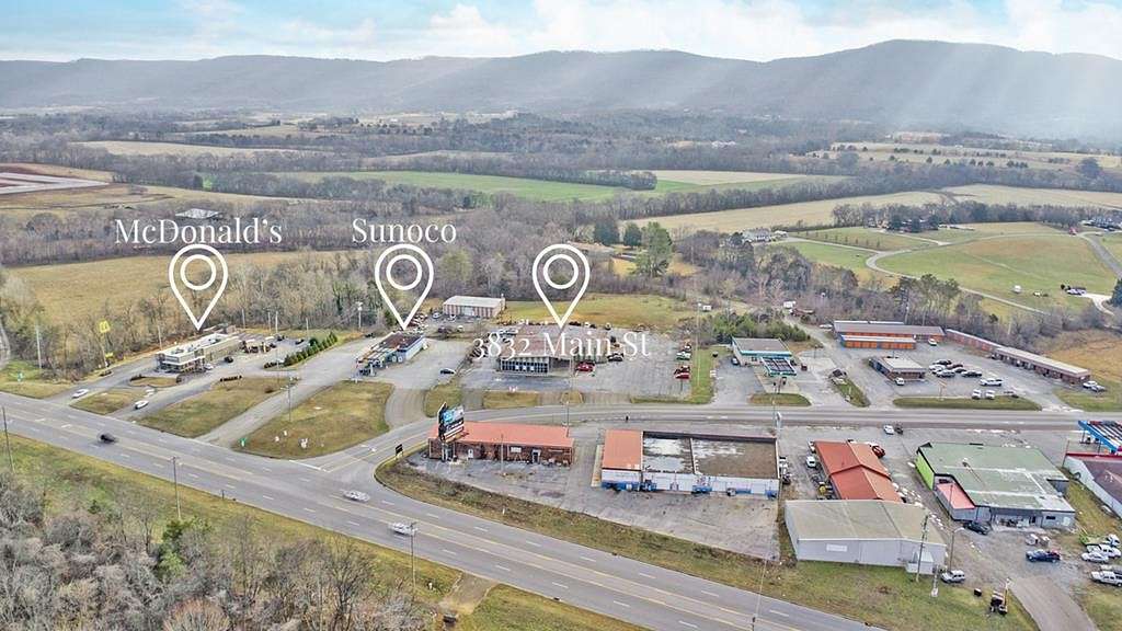 10.09 Acres of Improved Commercial Land for Sale in Pikeville, Tennessee