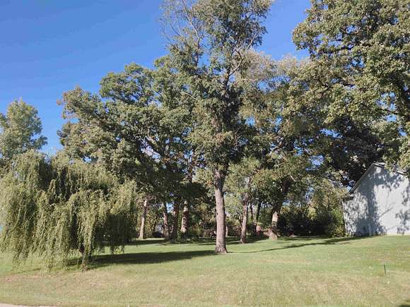 0.24 Acres of Residential Land for Sale in Poplar Grove, Illinois