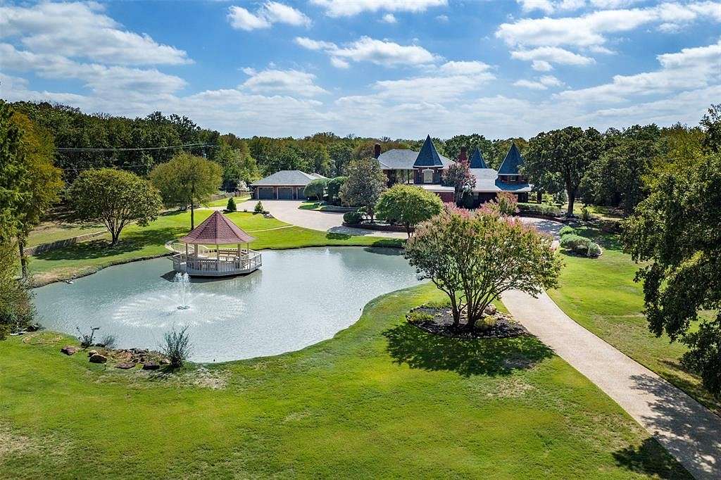 3.2 Acres of Residential Land with Home for Sale in Flower Mound, Texas