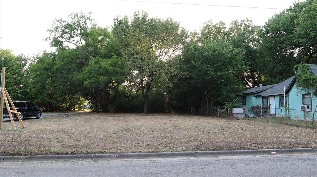 0.17 Acres of Land for Sale in Gainesville, Texas