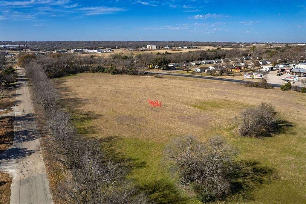 3.4 Acres of Land for Sale in Ennis, Texas