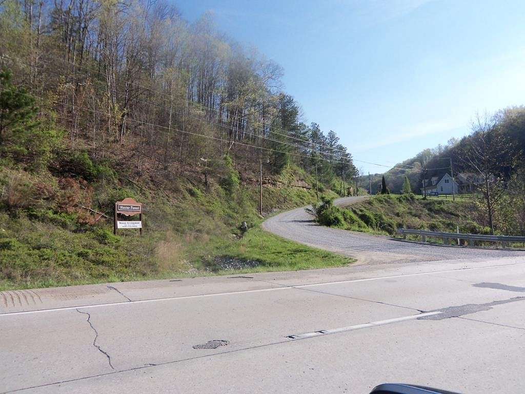 5 Acres of Residential Land for Sale in Emmalena, Kentucky