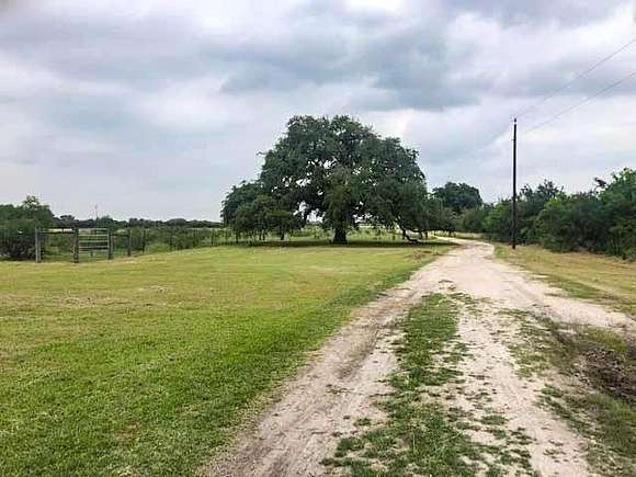 72 Acres of Agricultural Land with Home for Sale in Beeville, Texas