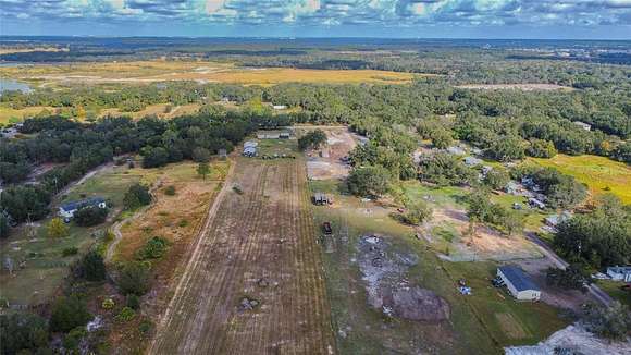 5 Acres of Land for Sale in Mulberry, Florida