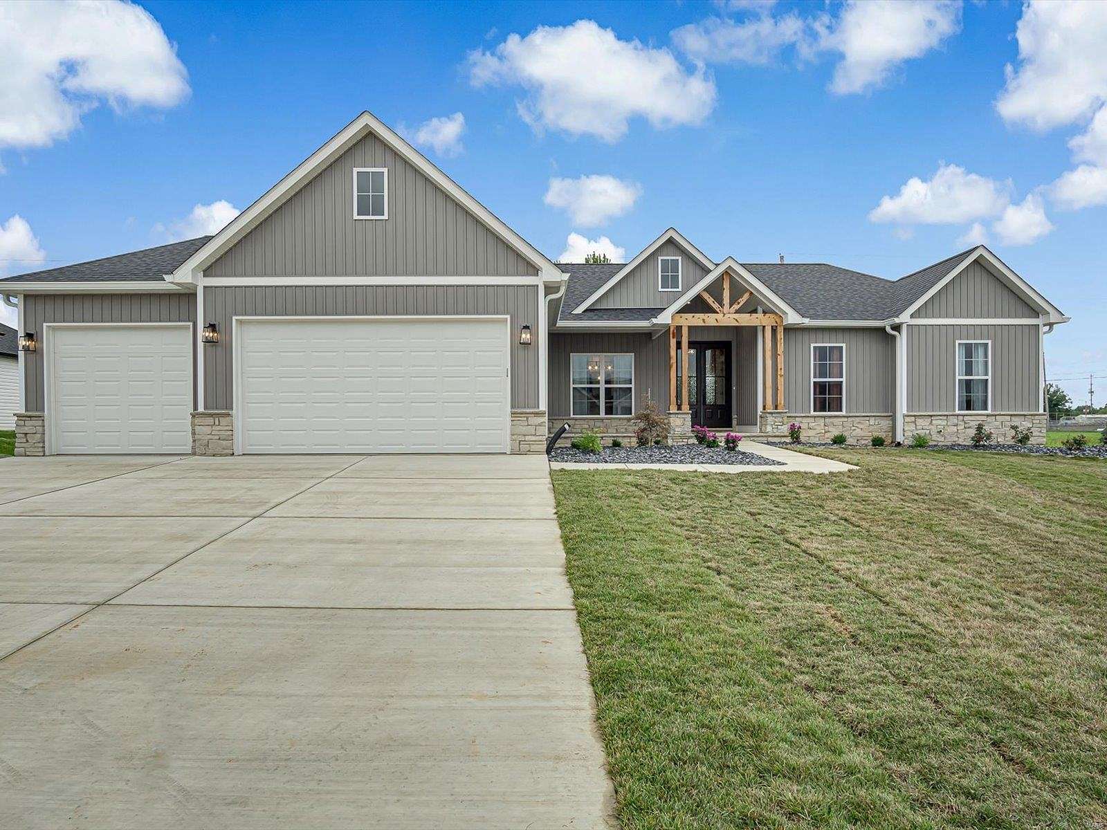 0.52 Acres of Residential Land for Sale in Smithton, Illinois