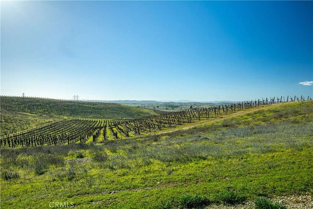 1.37 Acres of Residential Land for Sale in Paso Robles, California