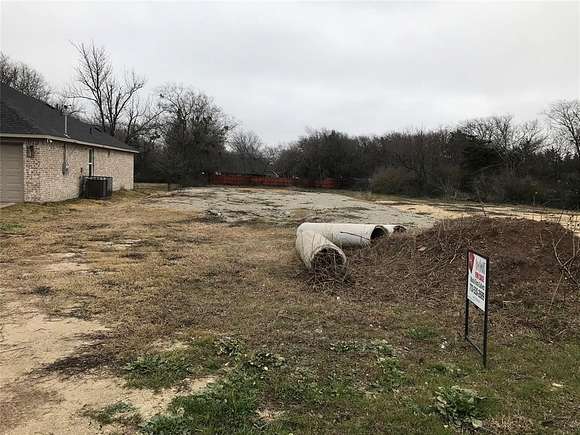 0.35 Acres of Residential Land for Sale in Lancaster, Texas
