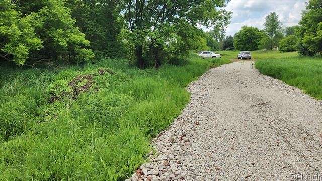 1 Acre of Residential Land for Sale in Clarkston, Michigan