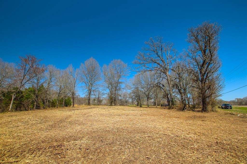 33.9 Acres of Commercial Land for Sale in Athens, Texas
