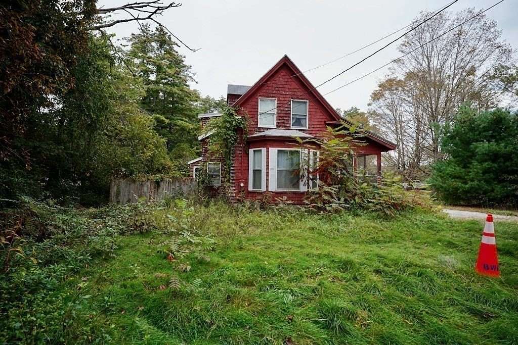 5.34 Acres of Residential Land for Sale in Newbury Town, Massachusetts