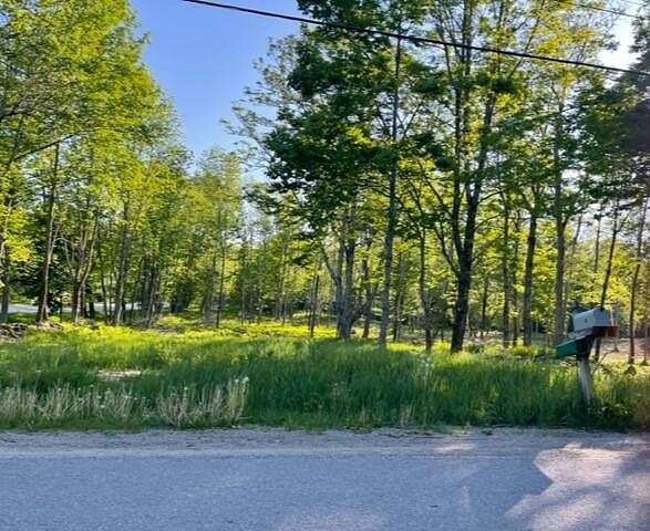 3.5 Acres of Residential Land for Sale in Newburgh Town, Maine