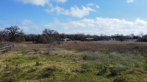 4.9 Acres of Residential Land for Sale in Malakoff, Texas