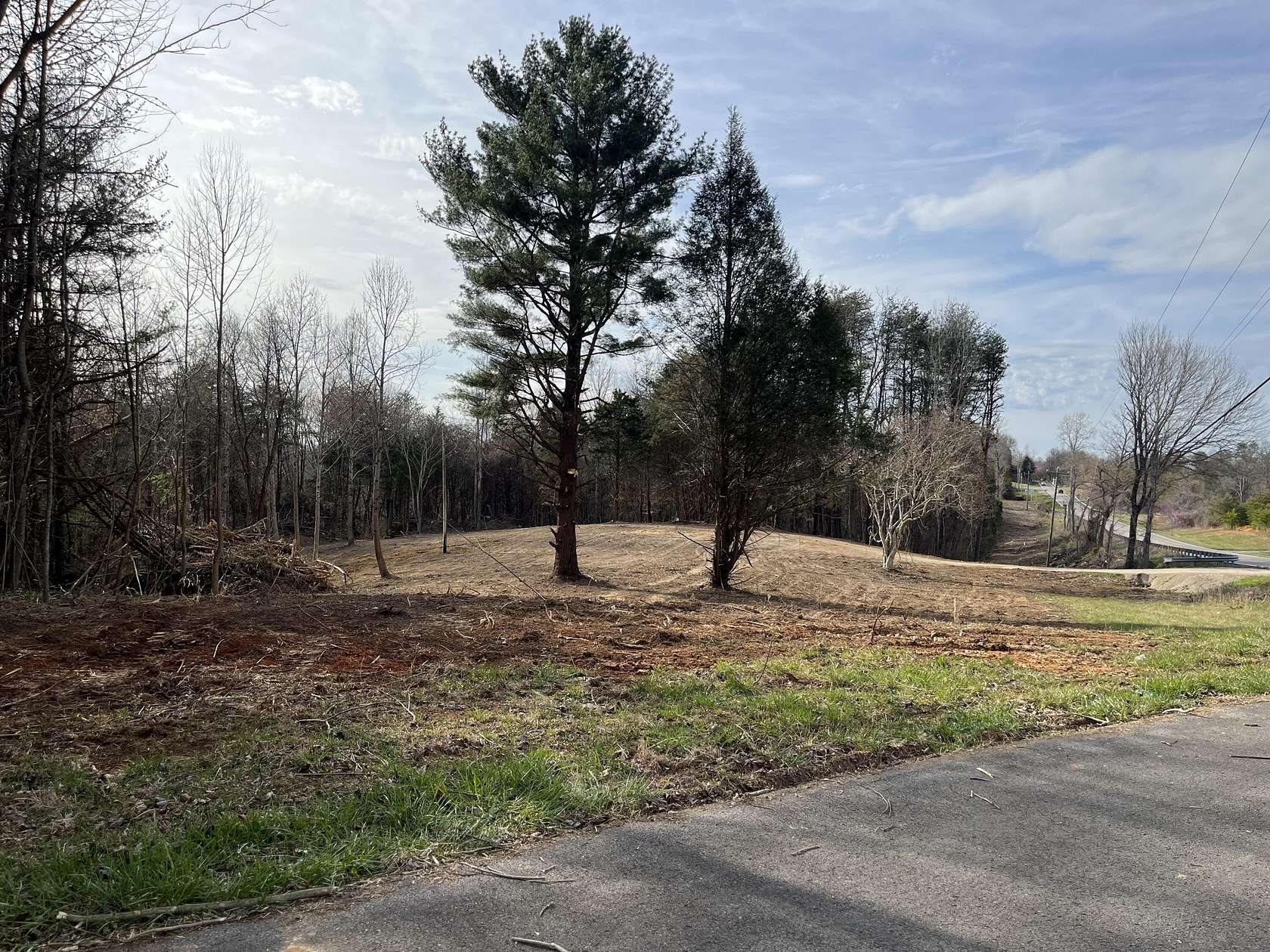 7.8 Acres of Residential Land for Sale in Albany, Kentucky
