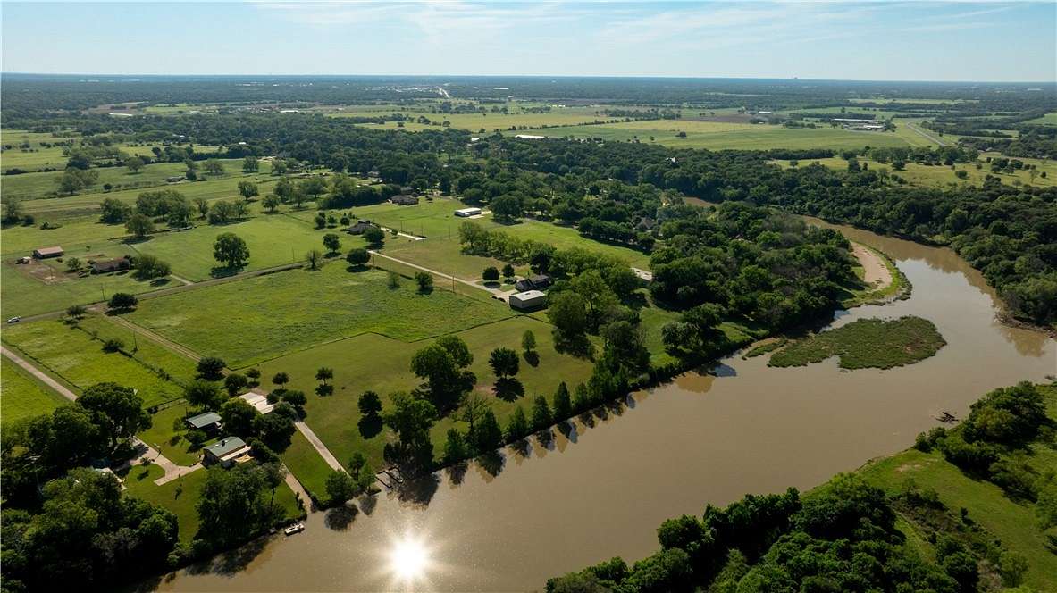 12.1 Acres of Recreational Land with Home for Sale in Waco, Texas